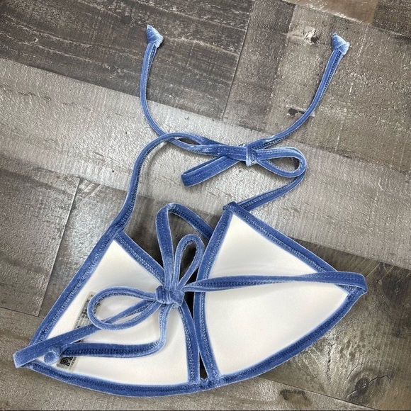 PINK Victoria’s Secret Swim Triangle Bikini Top small - Picture 4 of 9